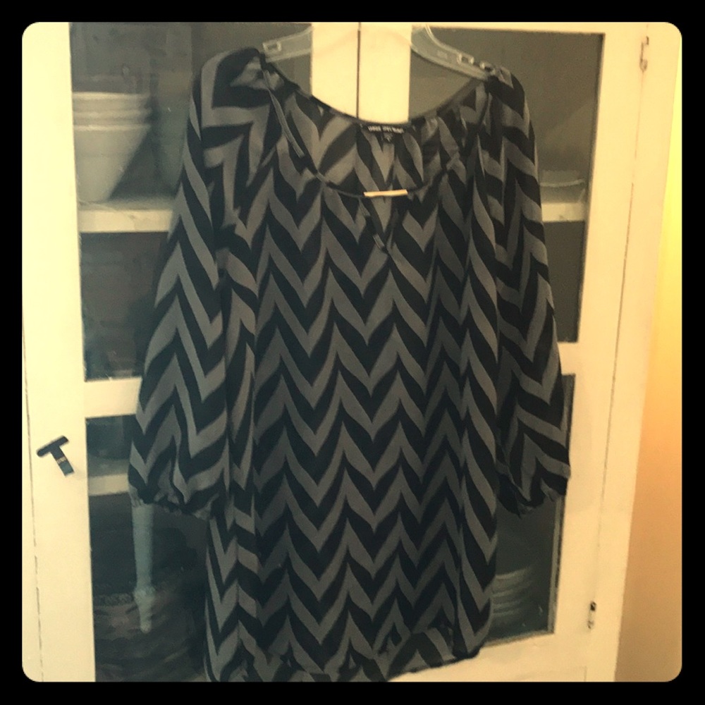 Chevron Top